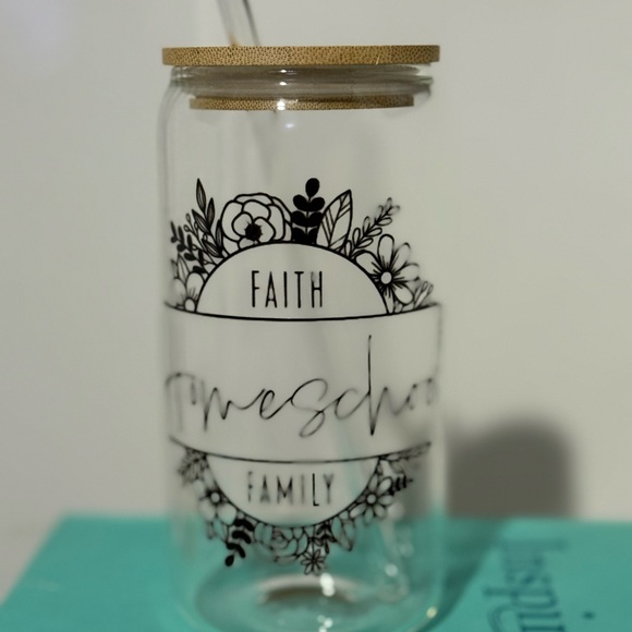 Floral Glass Tumbler with glass Straw bamboo lid - Picture 4 of 4